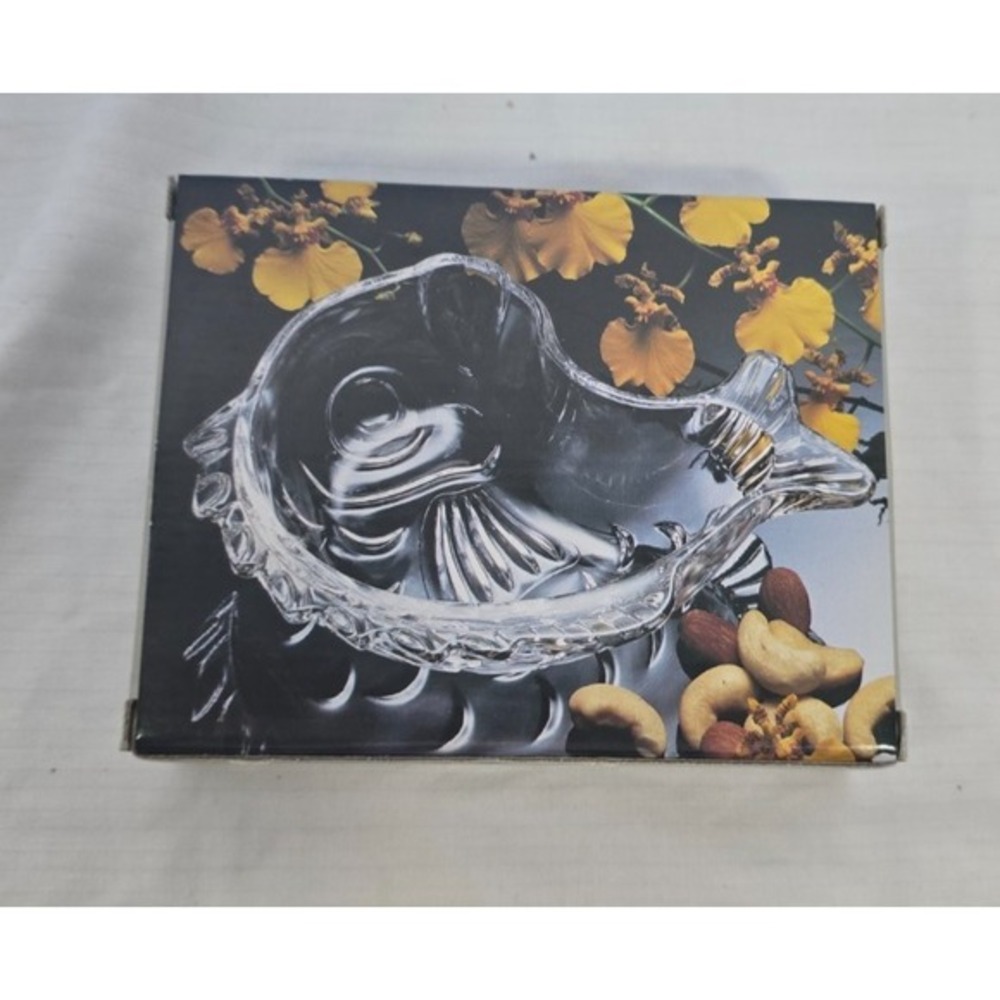 Studio Nova Fish Shaped Candy Nut Bowl 6" x 4 1/2" by 1 1/2" Ocean's‎ Gift